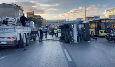 Pendik D-100 Karayolu’nda Kamyonet Devrildi, Uzun Araç Kuyrukları Oluştu